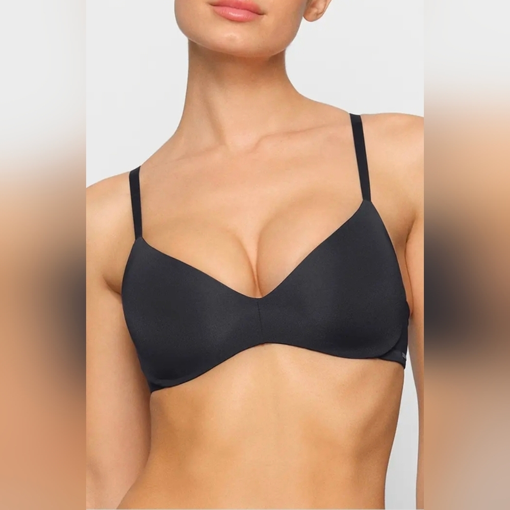 SKIMS Black Bra